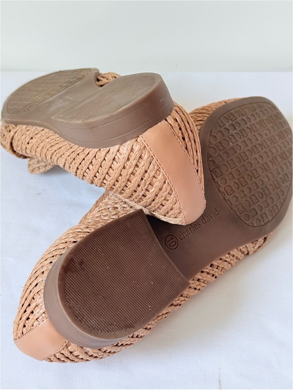 Charles David Woven Raffia Bow Loafers Beige Tan Slip On Flats Women's 10M - Picture 8 of 9